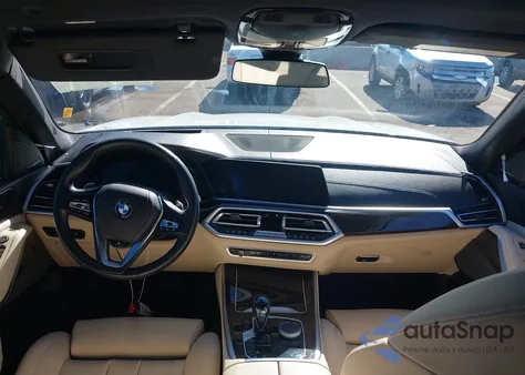 2021 BMW X5 Sdrive40I z USA, uszkodzony, nr VIN 5UXCR4C01M9E31259